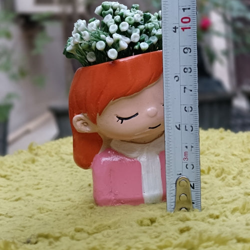 Girl model 10 planter