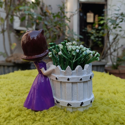 Basket girl model 3 planter