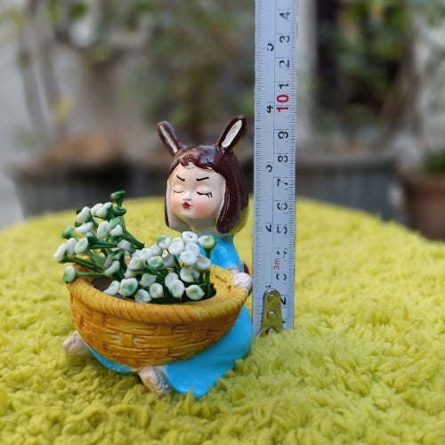 Basket girl model 4 planter
