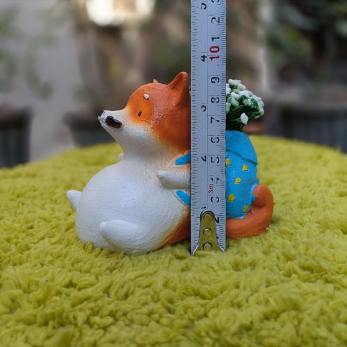 Dog model 4 planter