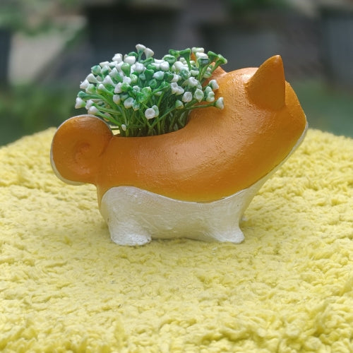 Dog with bone planter