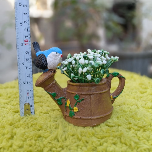 Bird kettle planter