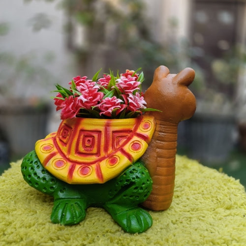 Tortoise planter