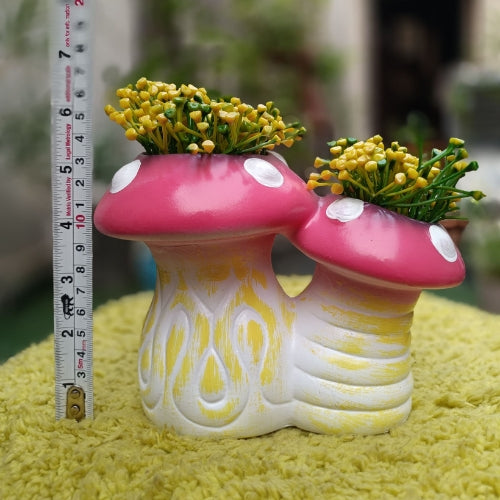 Mushroom planter (pink)