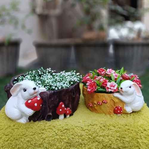 Set of 2 round rabbit planter
