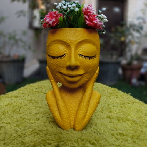 Yellow lady planter