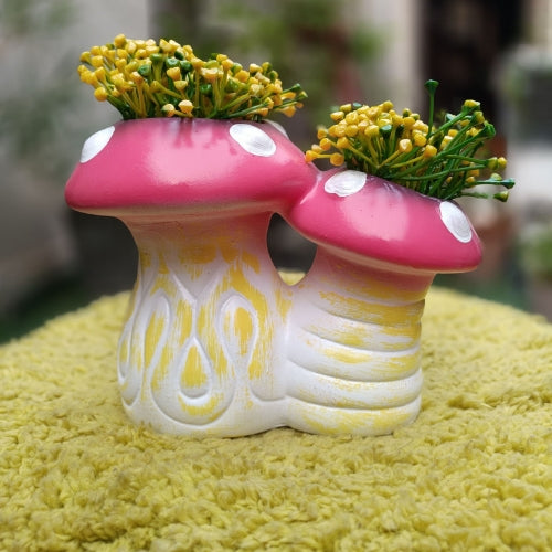 Mushroom planter (pink)