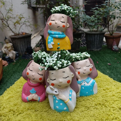 Set of 4 girl planter