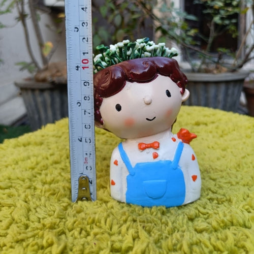 Boy model 1 planter