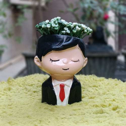 Boy model 4 planter