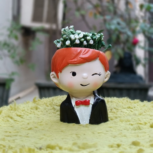 Boy model 5 planter