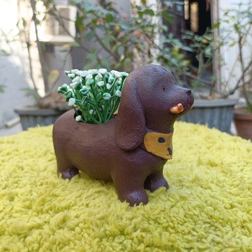 Dog model 1 planter