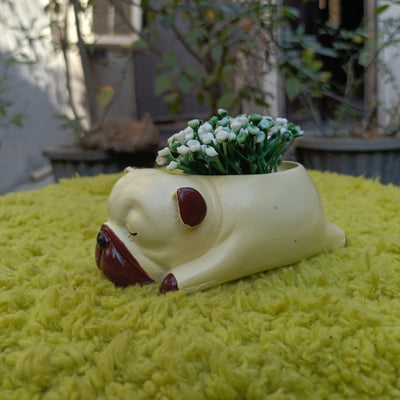 Dog model 3 planter