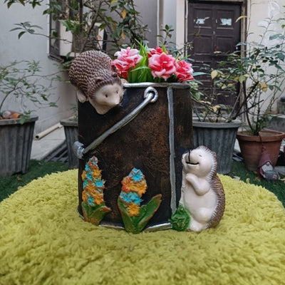 Hedgehog paint box planter