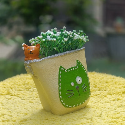 Small pouch planter