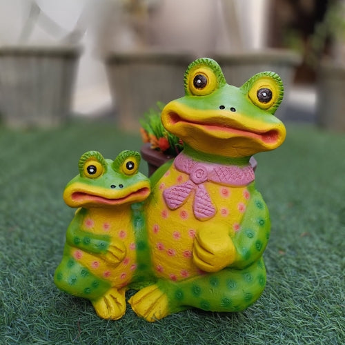 Frog with kid big planter