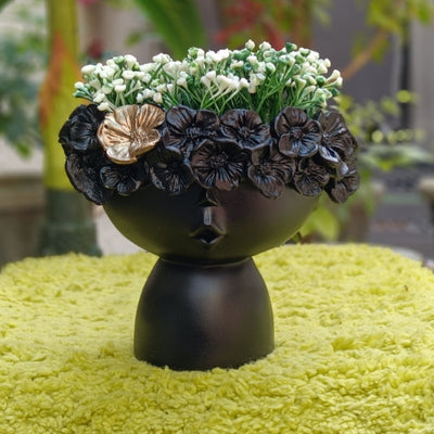 Black queen planter