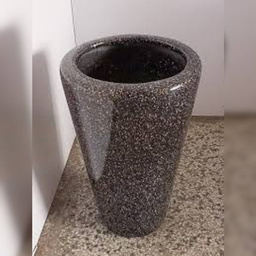 Round Pot